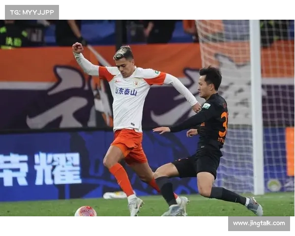 中国足球新气象：攻防两端的平衡