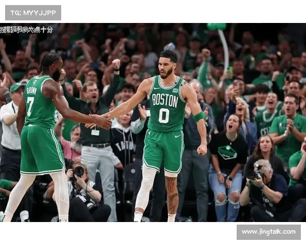 凯尔特人内线优势显著,轻松战胜对手 凯尔特人内线优势显著,轻松战胜对手